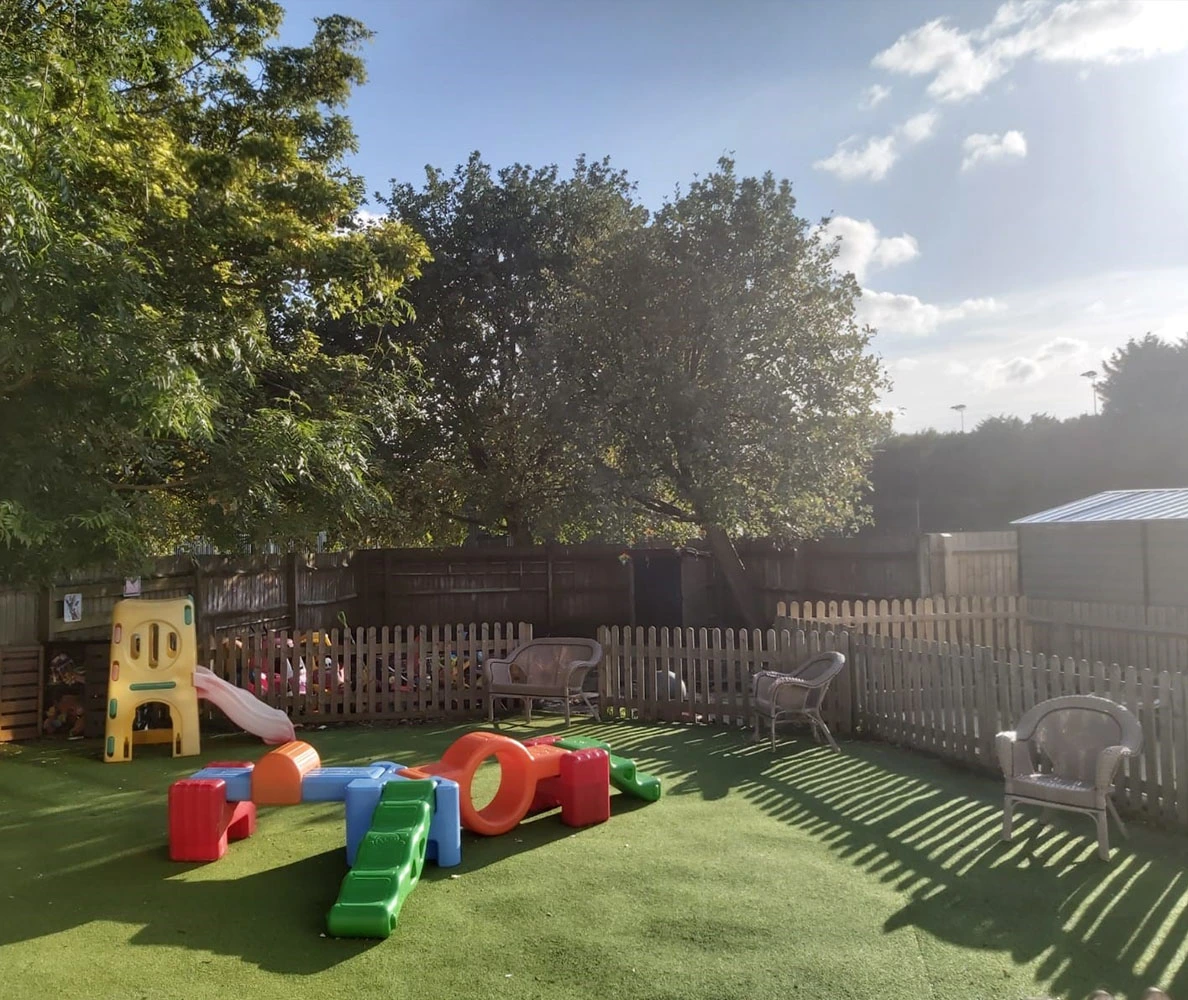 Outdoor play garden